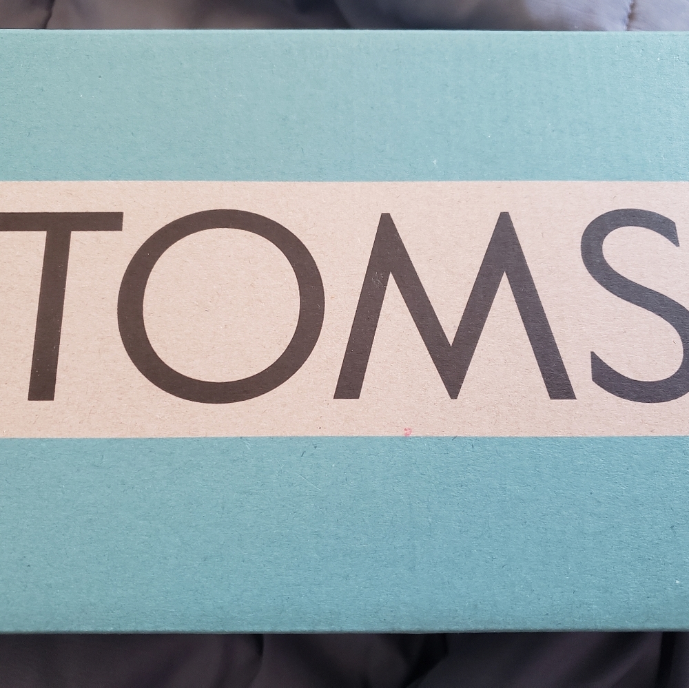 Toms size women's 11